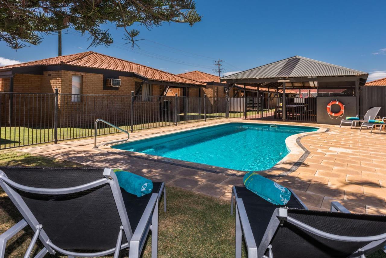 Geraldton'S Ocean West Holiday Units & Short Stay Accommodation מראה חיצוני תמונה